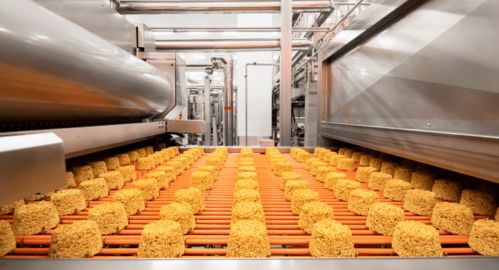 他為優衣庫 日清變出設計魔術,這位日本設計師正在上海辦展